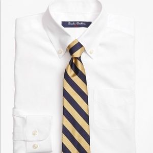 BROOKS BROTHERS Boys Non-Iron Supima® Pinpoint Cotton Dress Shirt